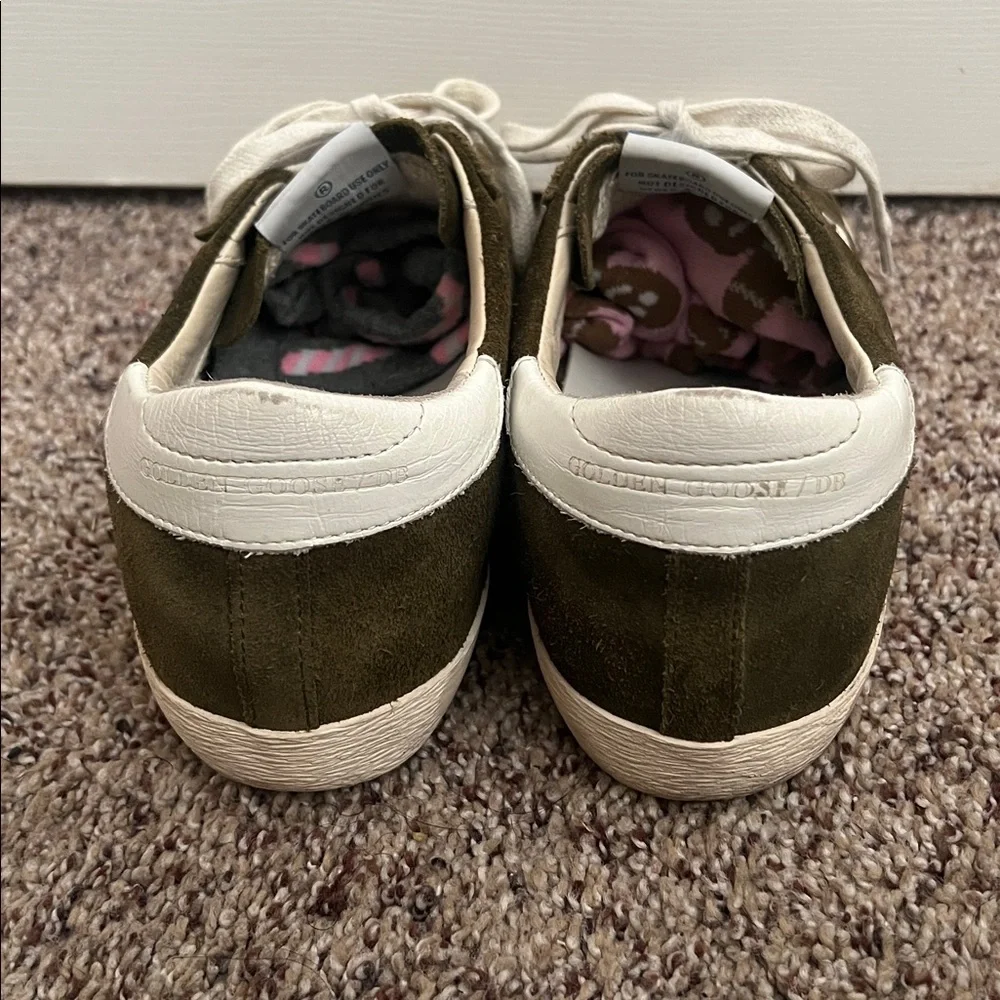 Women’s Golden Goose Sneakers - Picture 2 of 6